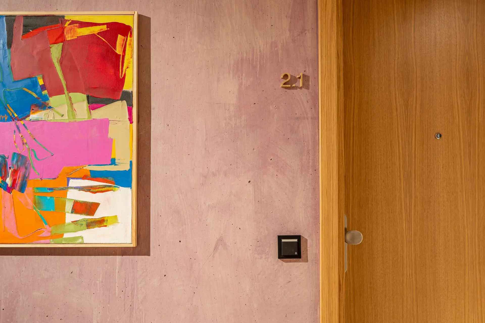 Wohnungseingangstür im Detail - Haus 6
