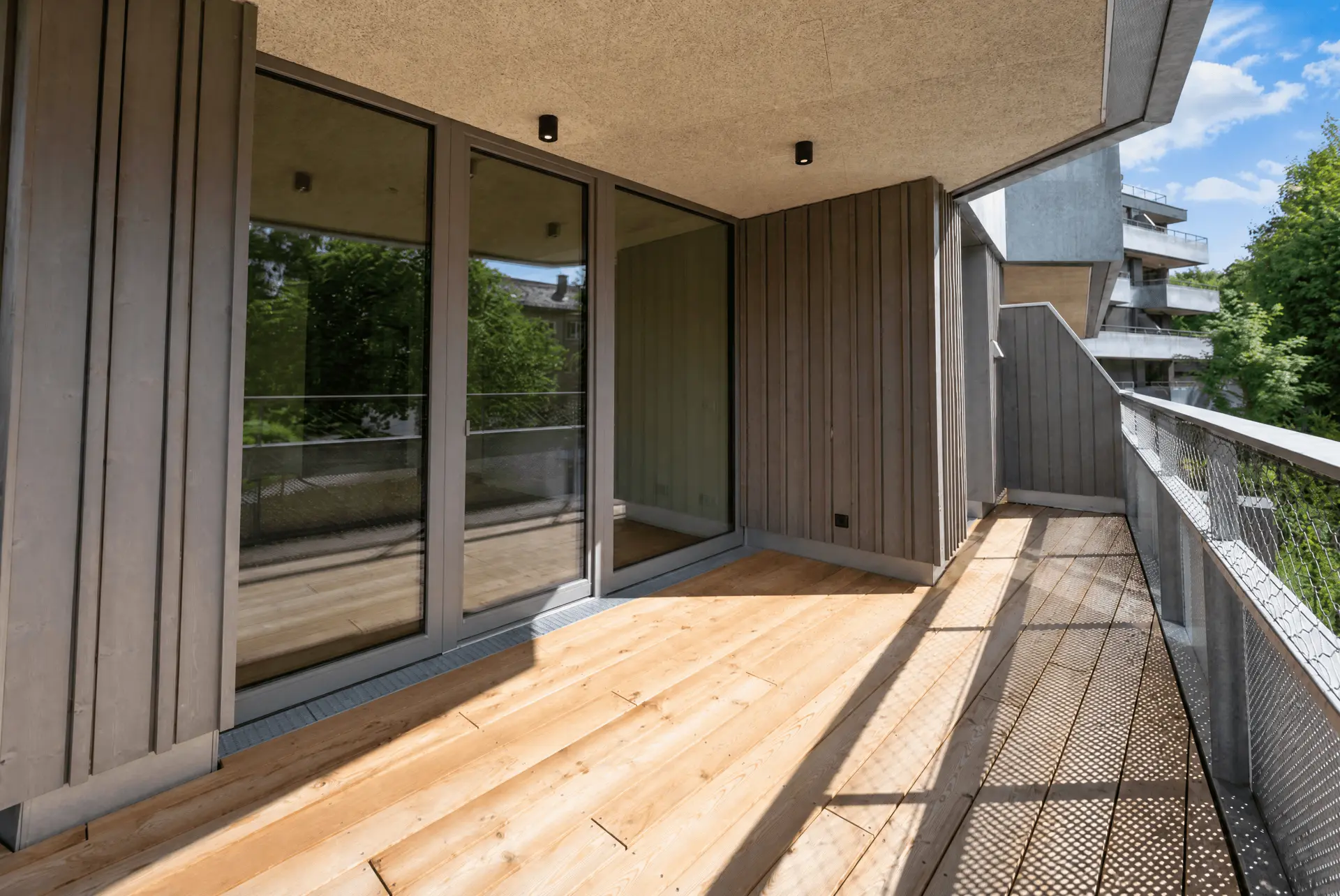 überdachter Balkon