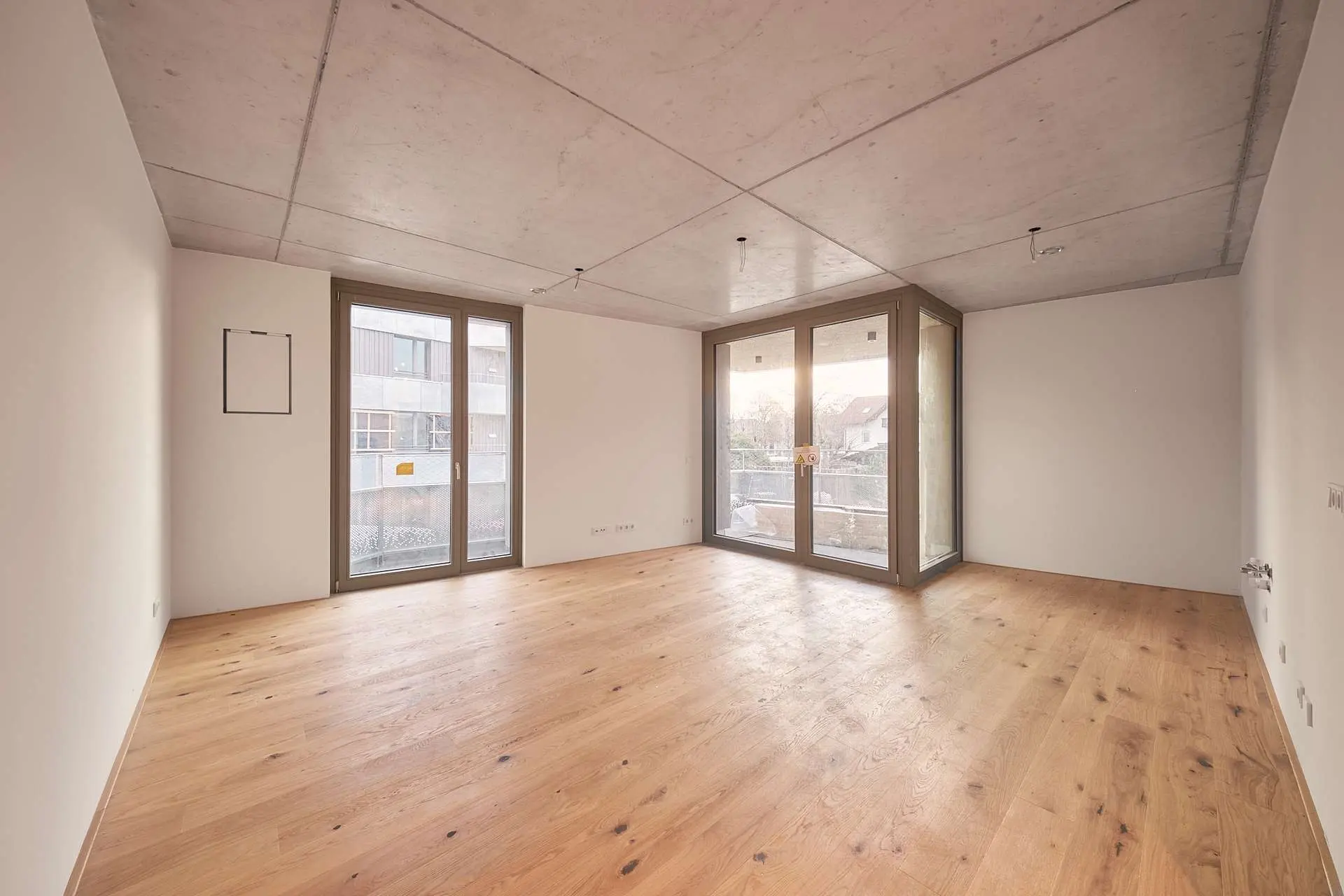 Wohnküche mit Blick zur Terrasse - HERDERGÄRTEN 1.2.5