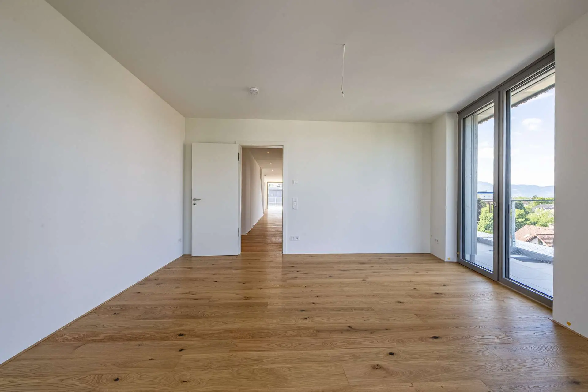 4. Zimmer mit Blick zum Flur - 1.5.2 - HERDERGÄRTEN